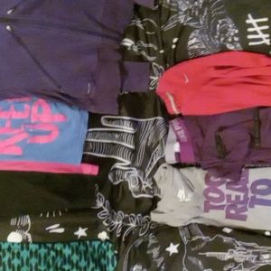 Size medium Nike bundle